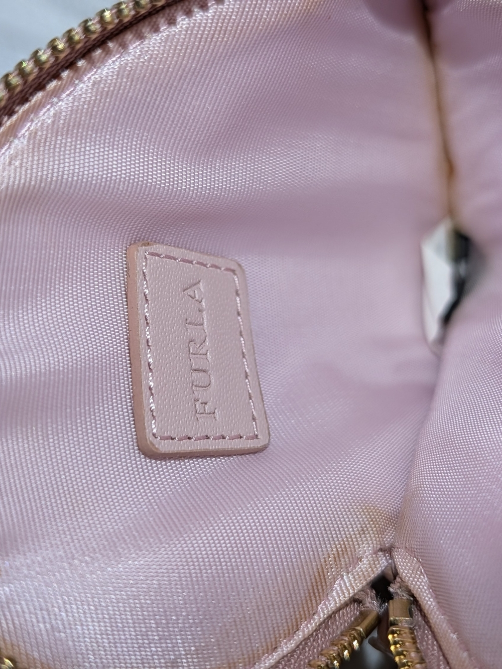 Furla Fortuna Small Coin Case with Pink Trim Good Condition - Picture 5 of 8